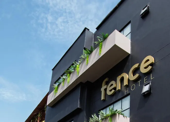 Hotel Fence