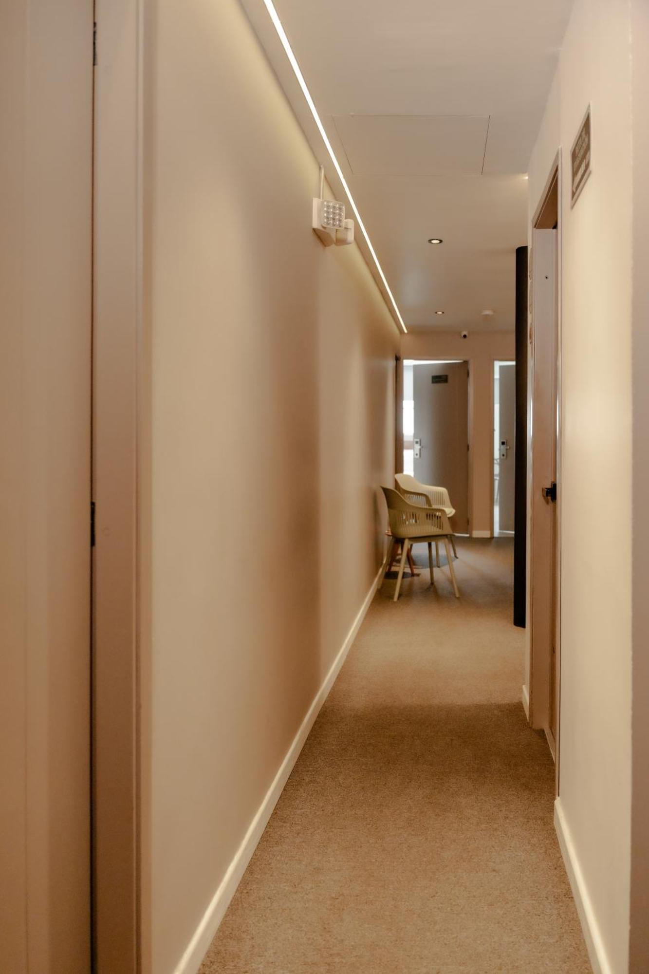 Fence Hotel 3*